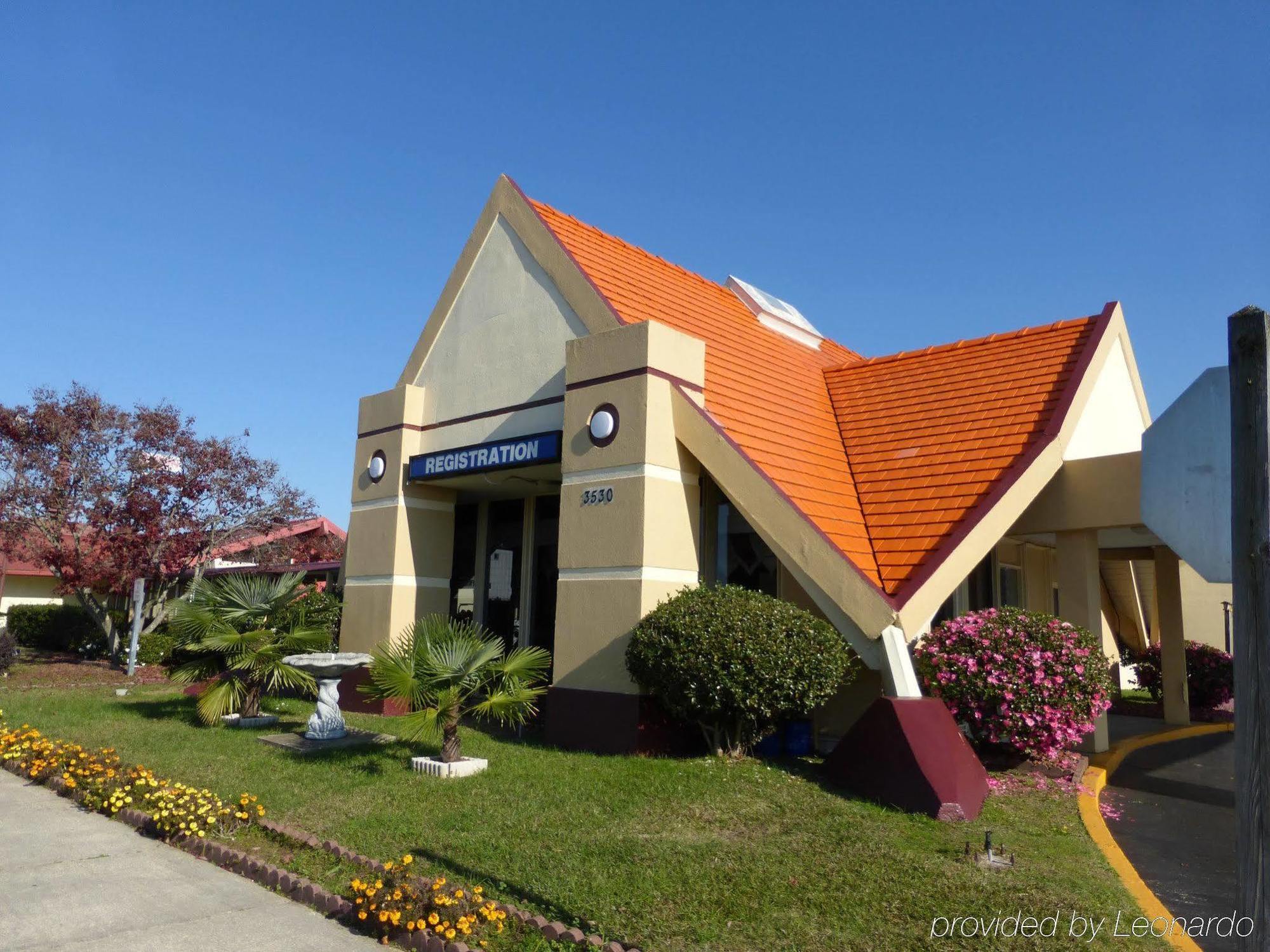 Red Roof Inn Lumberton Exterior photo